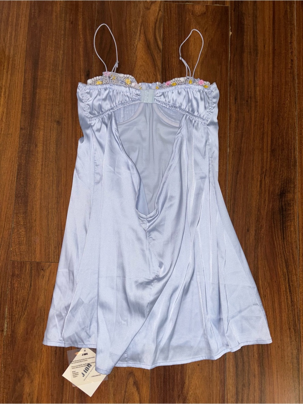 J.ING Light Blue Satin Slip with Daisy Embroidered Bust - Picture 4 of 4